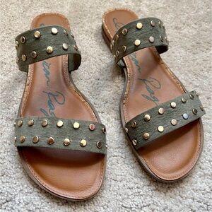 Green & Gold American Rag Sandals